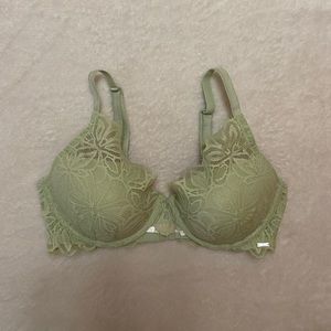 VS PINK date/lightly lined bra